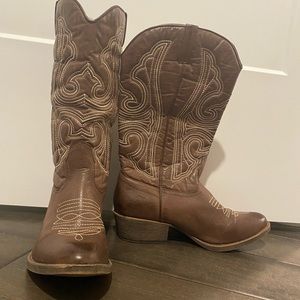 Cowbow boots